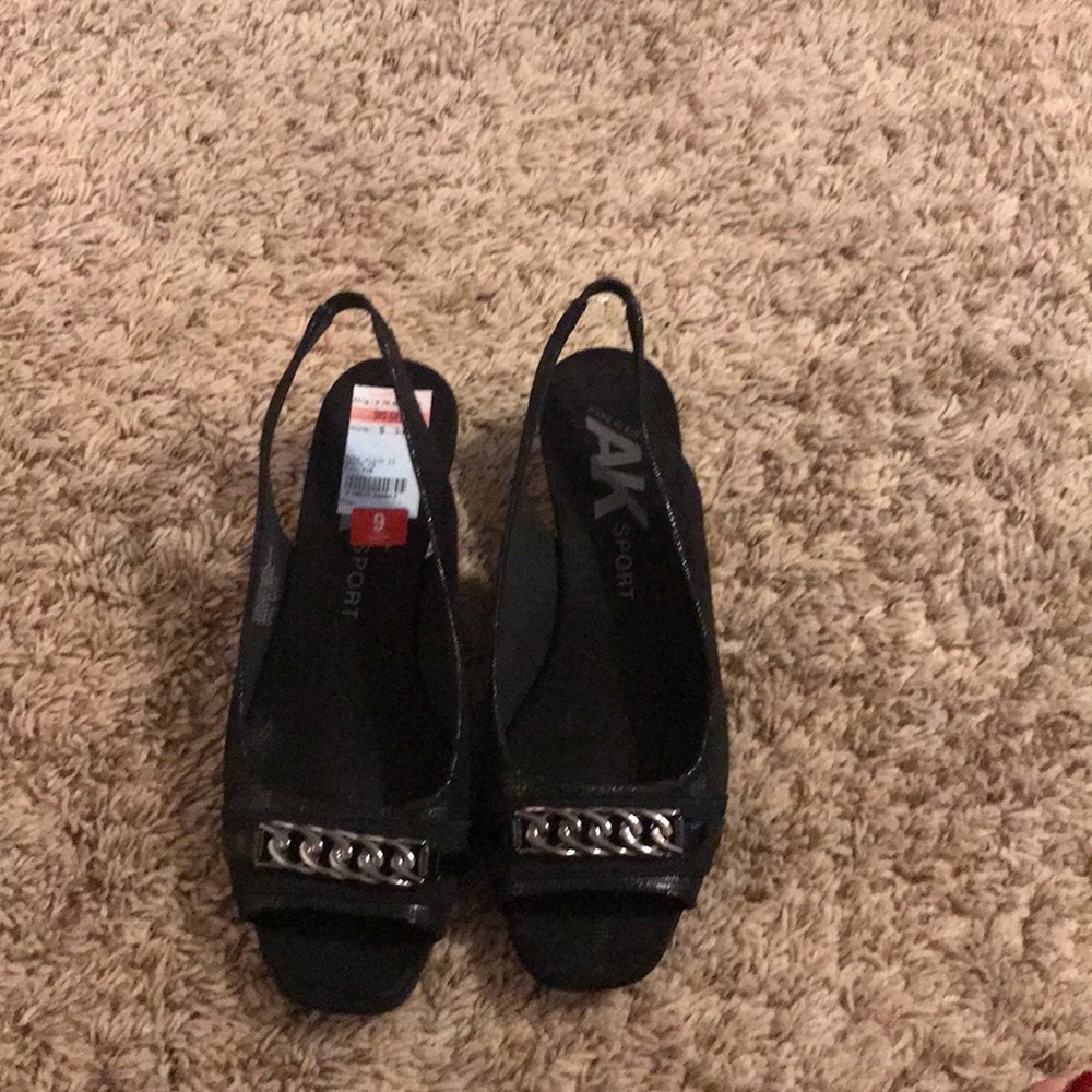 Ann Klein sport shoes small wedge like New